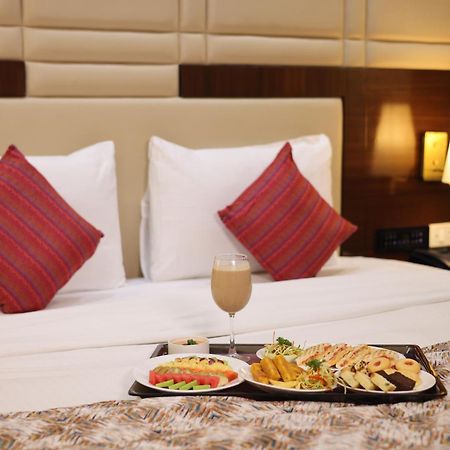 Hotel Samrat, New Delhi Bagian luar foto