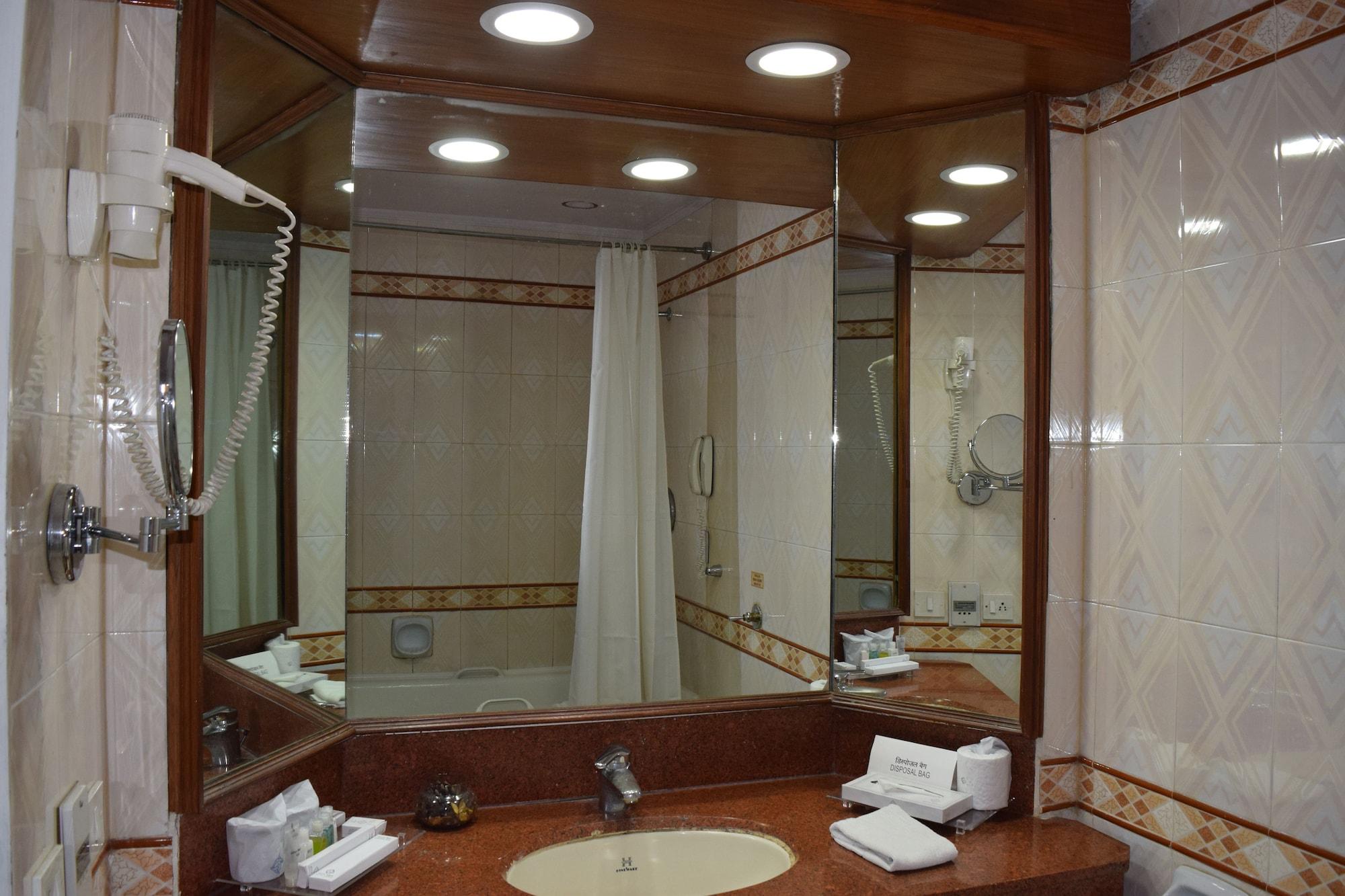 Hotel Samrat, New Delhi Bagian luar foto