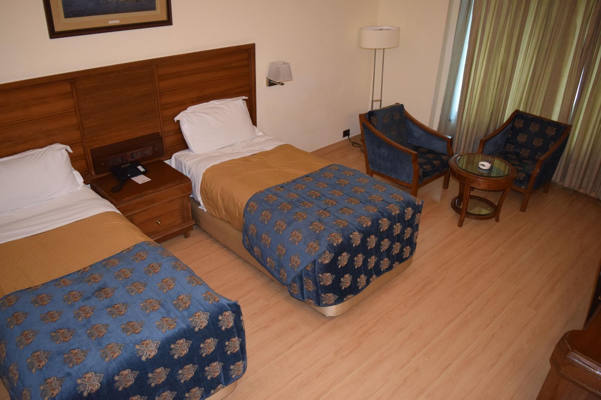 Hotel Samrat, New Delhi Bagian luar foto